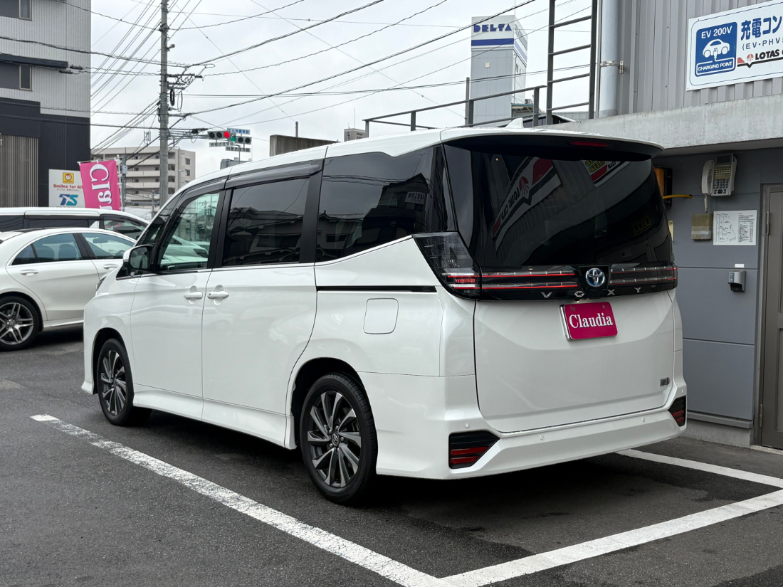 VOXY【レンタカー】