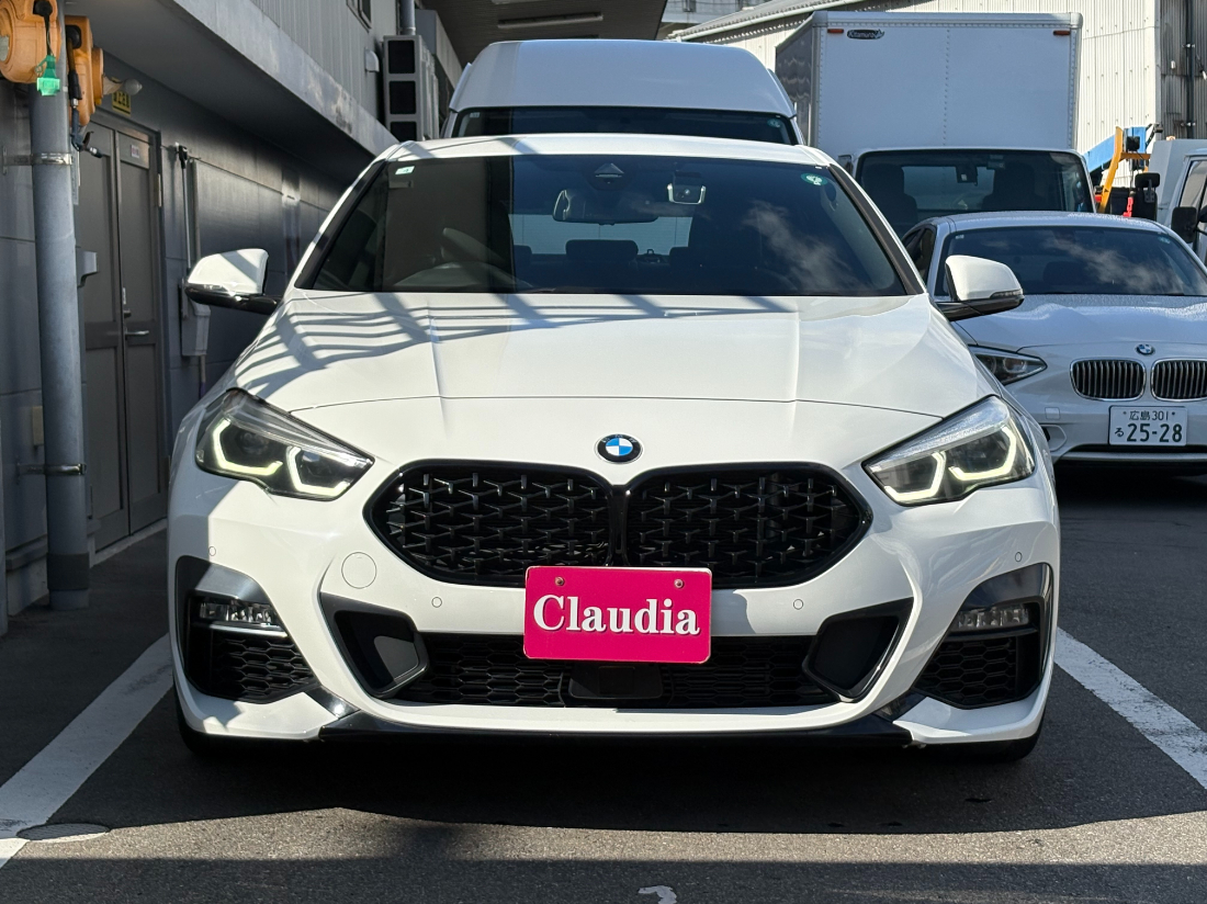BMW218I【レンタカー】